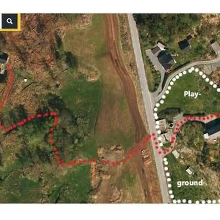 Small Basement Private Entrance View Apartamento *