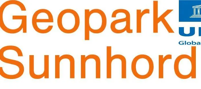 Small Basement Private Entrance View * Fitjar